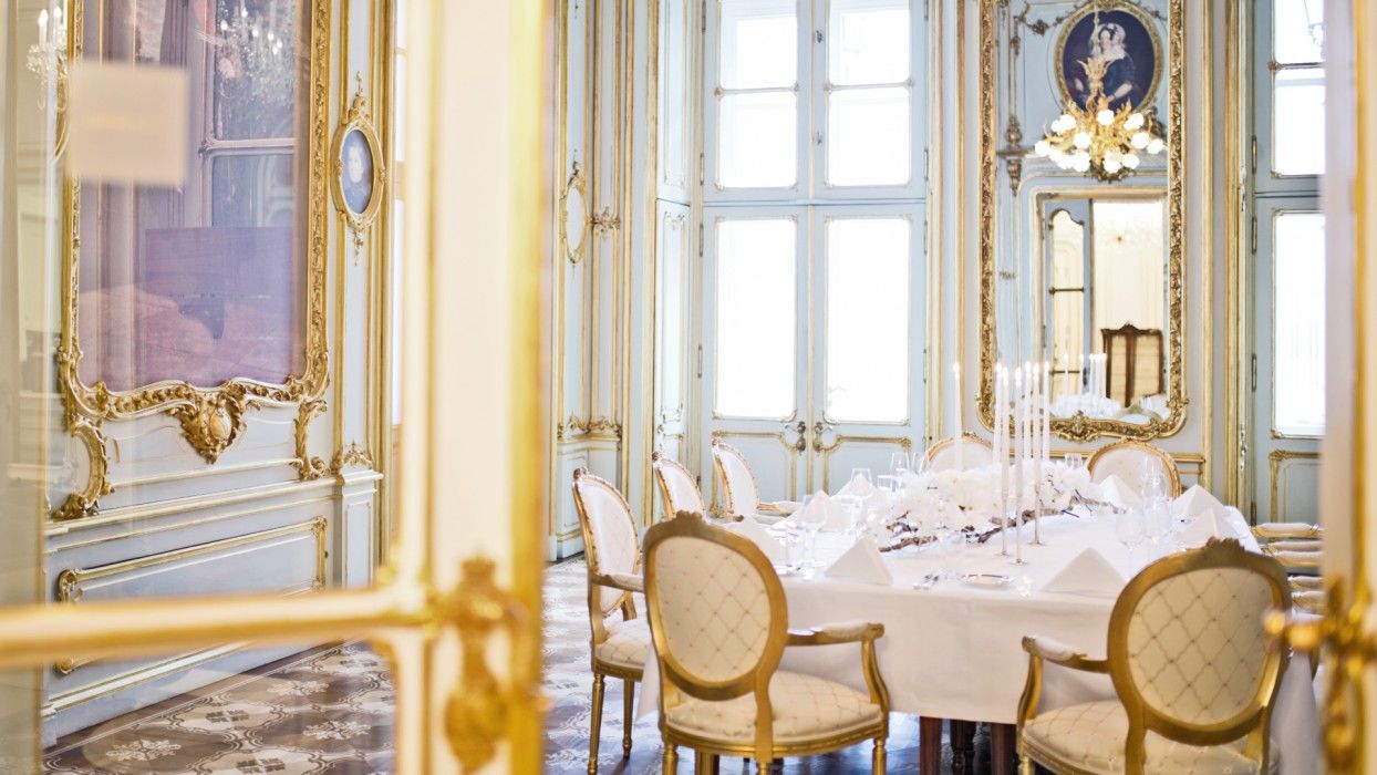 Palais Coburg Residenz Hotel